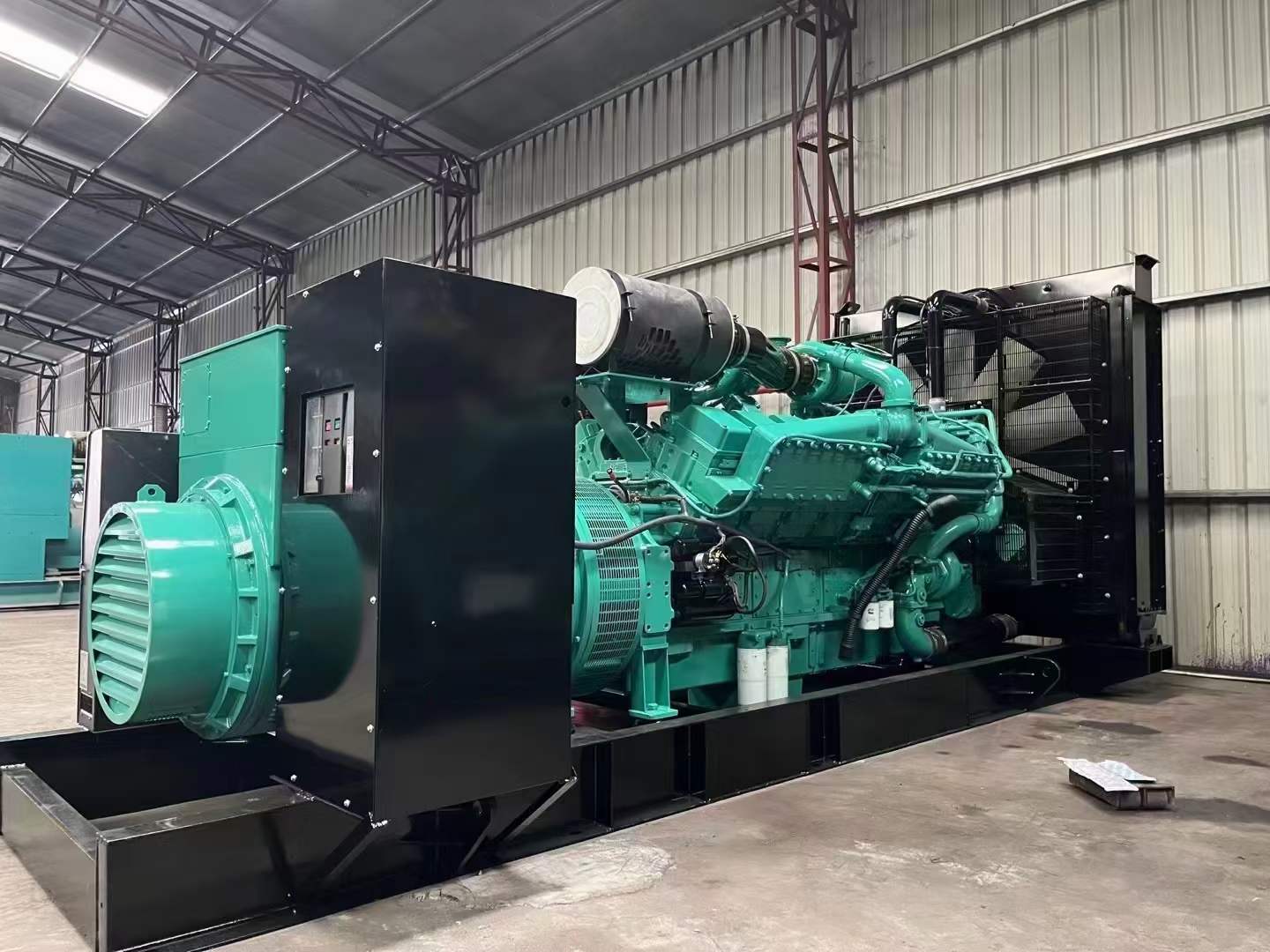 徽县如何降低 800kW 柴油发电机输出电流的波动？