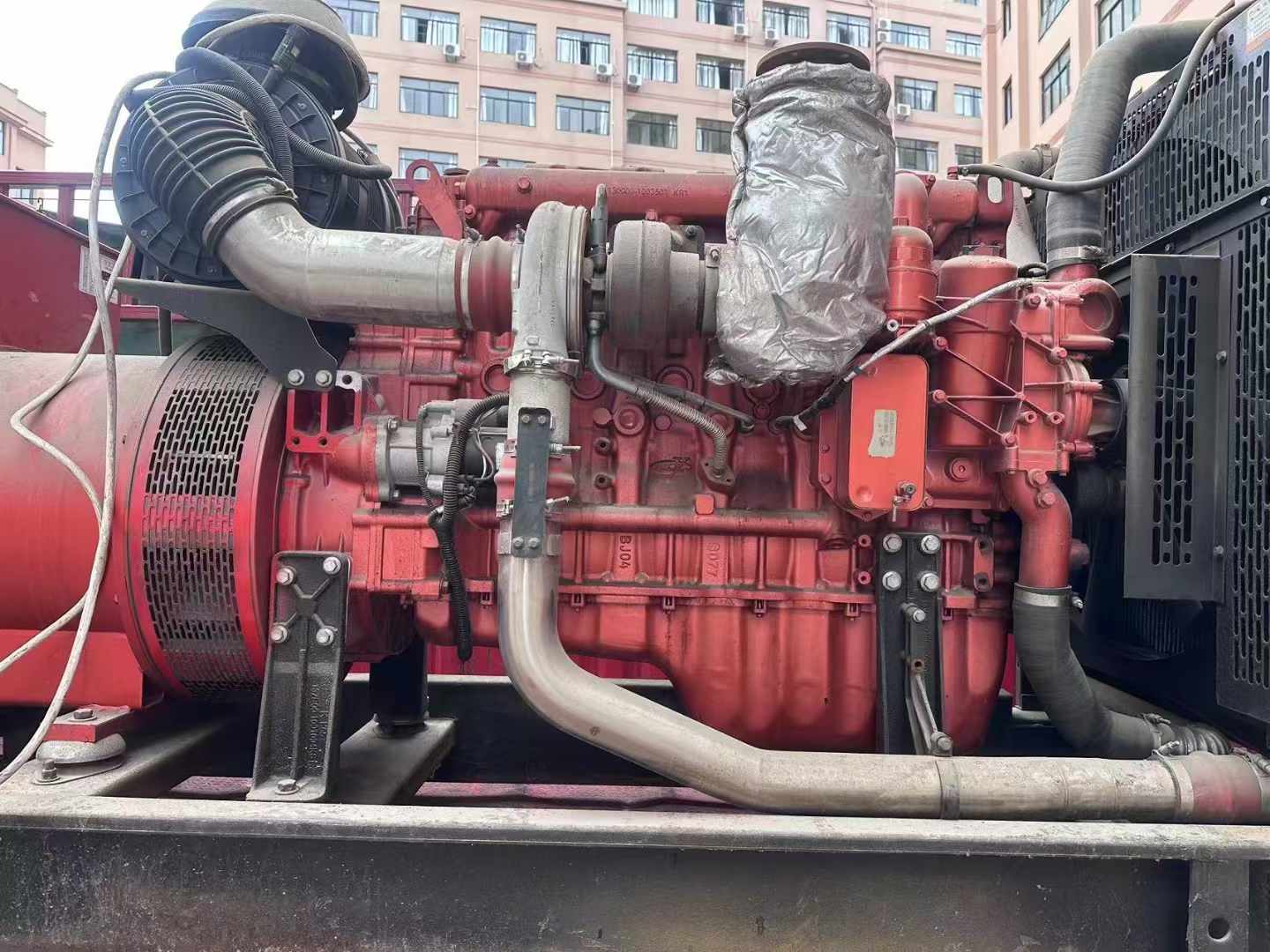 徽县如何选择适合 600kW 柴油发电机组的过载保护器？